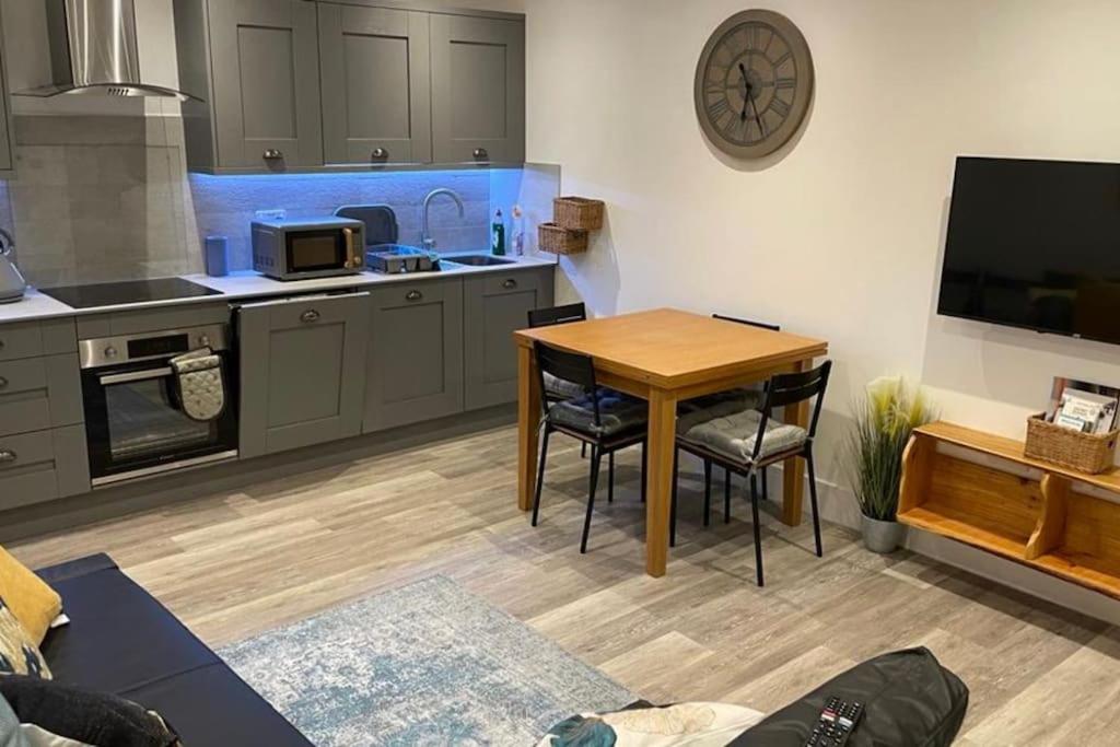 Comfortable Flat Close To The Beach Brighton Екстер'єр фото